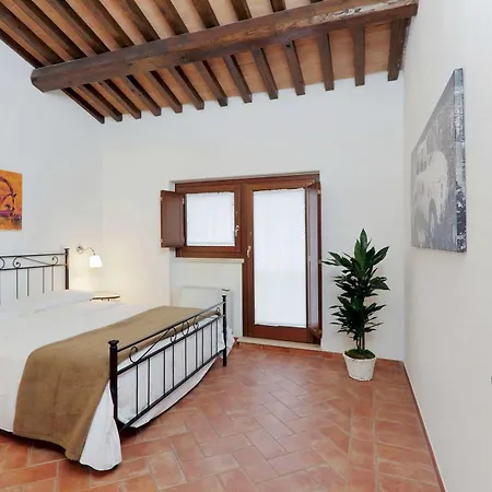 Borgo Papareschi 2*