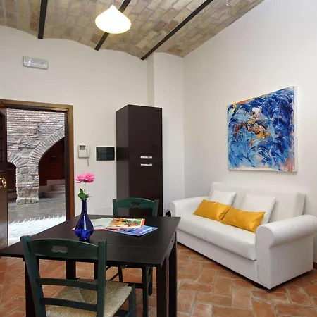 Borgo Papareschi شقة فندقية 2*