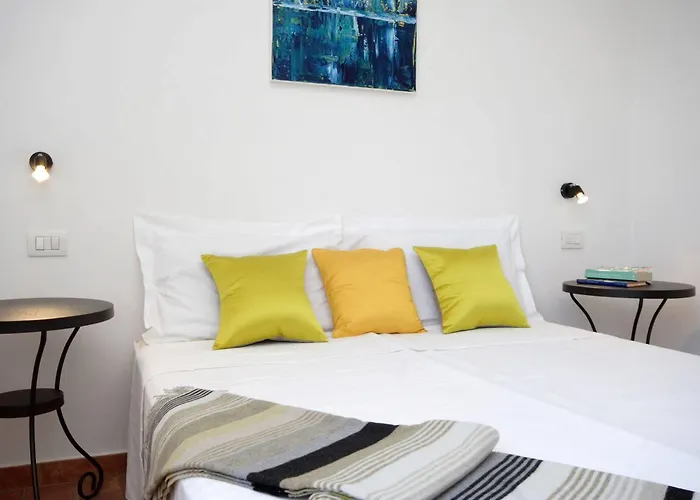 Borgo Papareschi Aparthotel