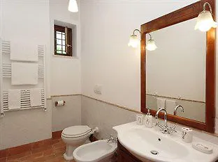 Borgo Papareschi Lägenhetshotell