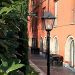 Borgo Papareschi Aparthotel