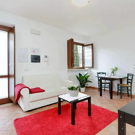 Borgo Papareschi 2*